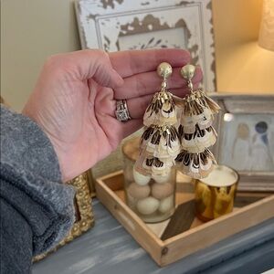 Kendra Scott Lenin Gold and Brown Feather Earrings